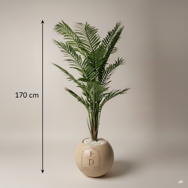 Élégant palmier en pot boule moderne