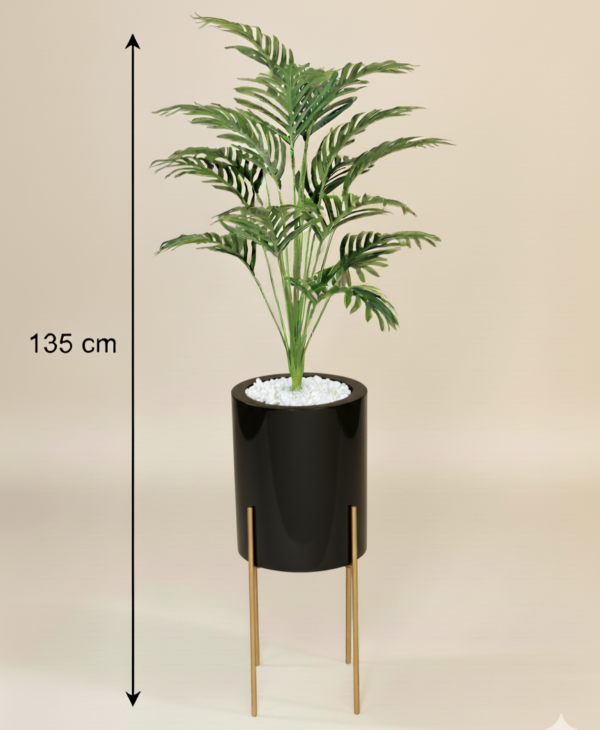 Vase élégant sur pied avec palmier décoratif – Image 4
